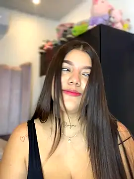 Snapshot of Michellesexxy chatting on 10.23.25 Michellesexxy online show from 10.23.25