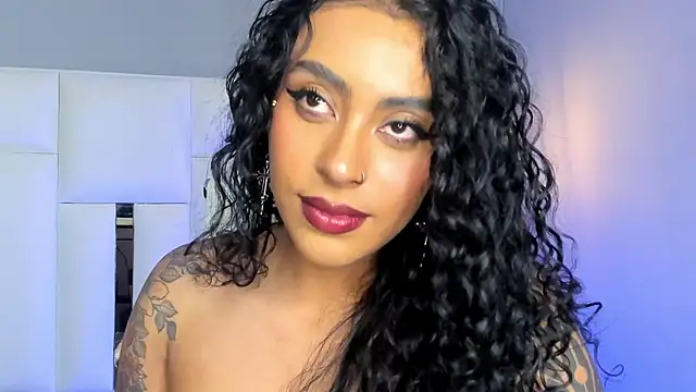 Snapshot of magic_marg chatting on 01.25.25 magic marg online show from 01.25.25