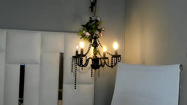 Snapshot of magic_marg chatting on 02.27.25 magic marg online show from 02.27.25