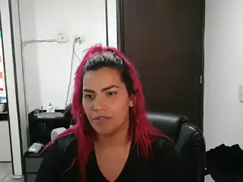 CarolinaRincon online show from 02.28.25