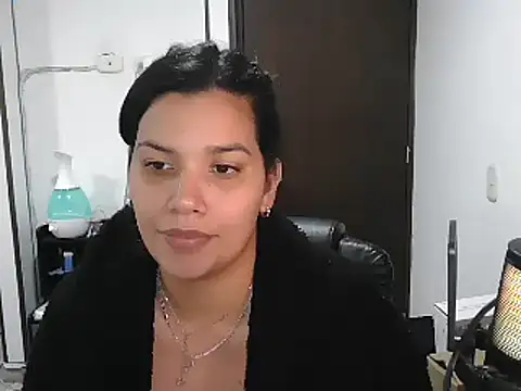 CarolinaRincon online show from 03.22.25