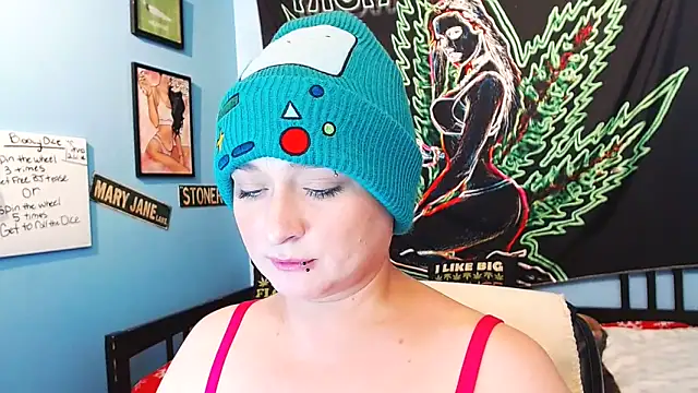 Snapshot of Chloenightmare chatting on 03.11.25 Chloenightmare online show from 03.11.25