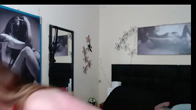 AnthonelaBella online show from 02.25.26