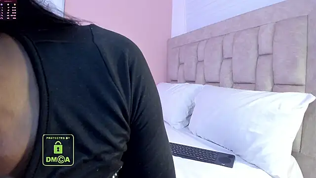 scarlet darling26 online show from 03.23.25