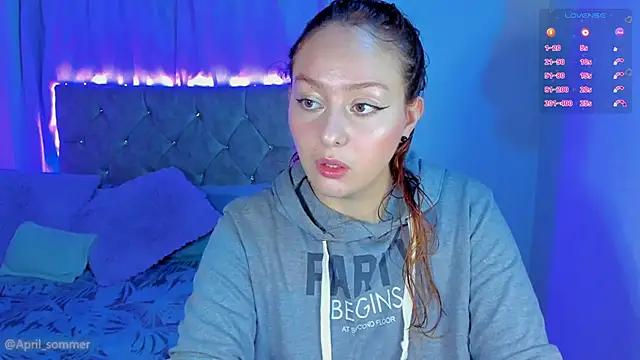 April sommer1 online show from 11.20.25