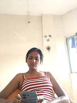 Snapshot of sunita6009 chatting on 06.19.26 sunita6009 online show from 06.19.26