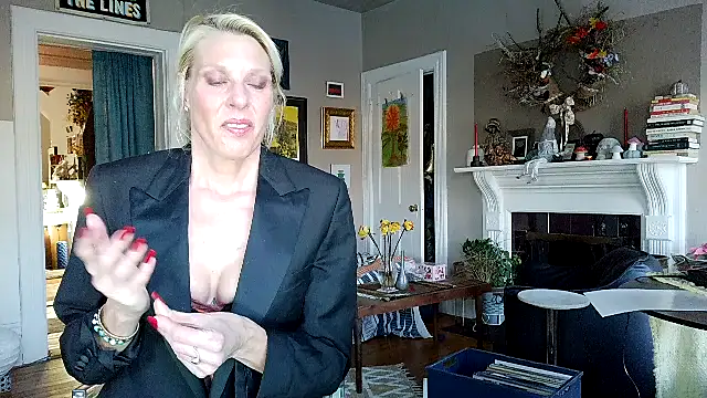 Snapshot of Glamazonx chatting on 01.12.26 Glamazonx online show from 01.12.26