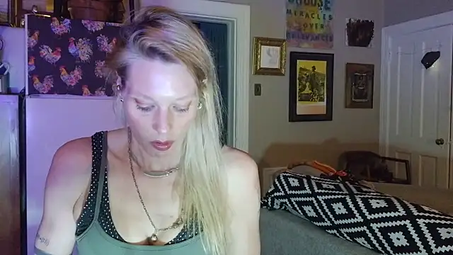 Snapshot of Glamazonx chatting on 03.01.26 Glamazonx online show from 03.01.26