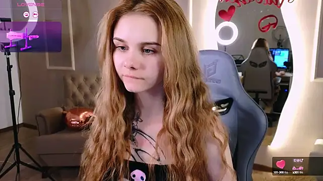 Britney Lynch online show from 02.16.25