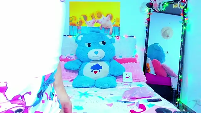 Snapshot of Candy_Candy__ chatting on 11.23.25 Candy Candy online show from 11.23.25