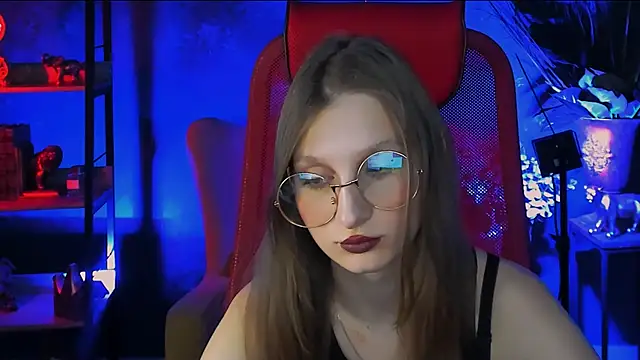 EllaHorton online show from 03.13.25