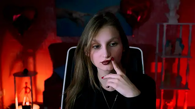 EllaHorton online show from 03.21.25