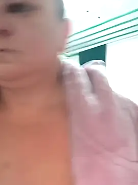 Snapshot of jusichka chatting on 10.06.25 jusichka online show from 10.06.25