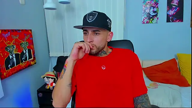 Snapshot of Drako_Lamar chatting on 01.15.25 Drako Lamar online show from 01.15.25