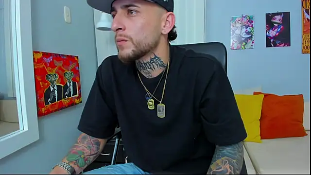 Snapshot of Drako_Lamar chatting on 01.16.25 Drako Lamar online show from 01.16.25