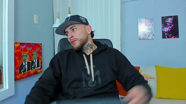 Snapshot of Drako_Lamar chatting on 01.21.25 Drako Lamar online show from 01.21.25