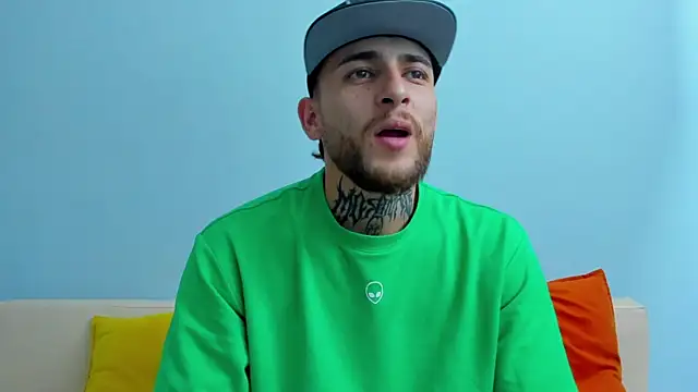 Snapshot of Drako_Lamar chatting on 01.25.25 Drako Lamar online show from 01.25.25