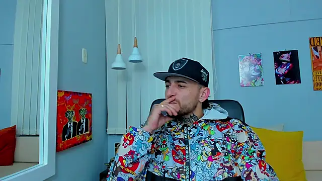 Snapshot of Drako_Lamar chatting on 01.27.25 Drako Lamar online show from 01.27.25