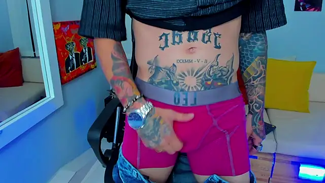 Snapshot of Drako_Lamar chatting on 01.28.25 Drako Lamar online show from 01.28.25