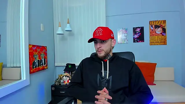 Snapshot of Drako_Lamar chatting on 01.31.25 Drako Lamar online show from 01.31.25