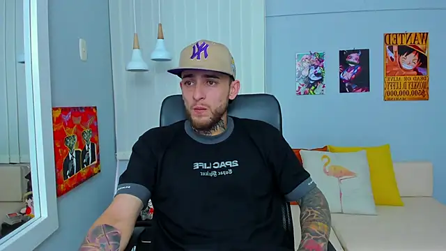 Snapshot of Drako_Lamar chatting on 02.07.25 Drako Lamar online show from 02.07.25