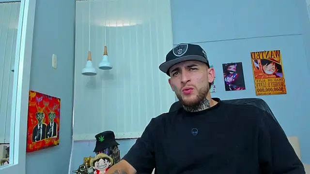 Snapshot of Drako_Lamar chatting on 02.13.25 Drako Lamar online show from 02.13.25