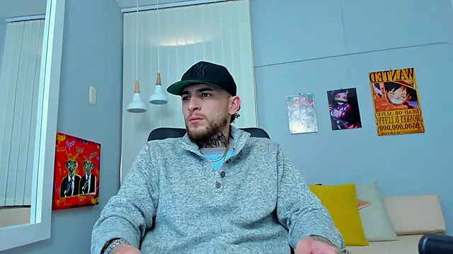 Snapshot of Drako_Lamar chatting on 02.20.25 Drako Lamar online show from 02.20.25