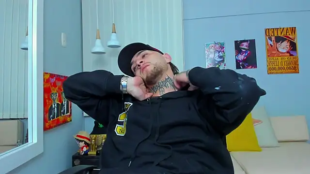 Snapshot of Drako_Lamar chatting on 02.21.25 Drako Lamar online show from 02.21.25