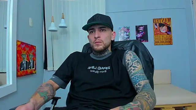 Snapshot of Drako_Lamar chatting on 03.13.25 Drako Lamar online show from 03.13.25