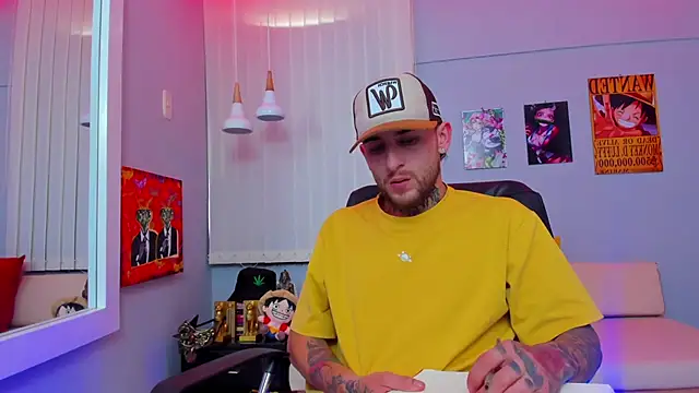 Snapshot of Drako_Lamar chatting on 03.20.25 Drako Lamar online show from 03.20.25