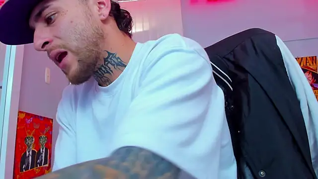 Snapshot of Drako_Lamar chatting on 03.21.25 Drako Lamar online show from 03.21.25