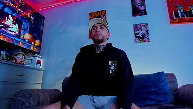 Snapshot of Drako_Lamar chatting on 10.22.25 Drako Lamar online show from 10.22.25