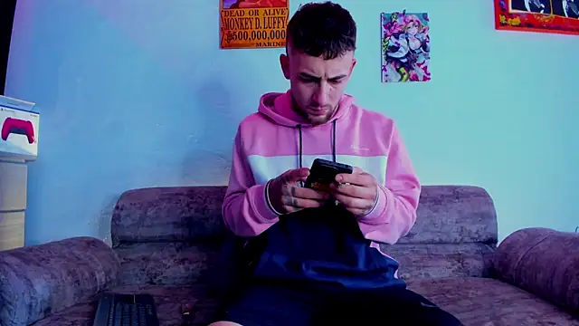 Snapshot of Drako_Lamar chatting on 11.24.25 Drako Lamar online show from 11.24.25