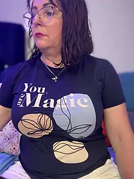 PaulinaSanders X online show from 02.17.25