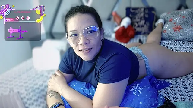 paula daniela1 online show from 10.21.25