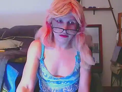 Snapshot of LorenJade chatting on 05.31.26 LorenJade online show from 05.31.26