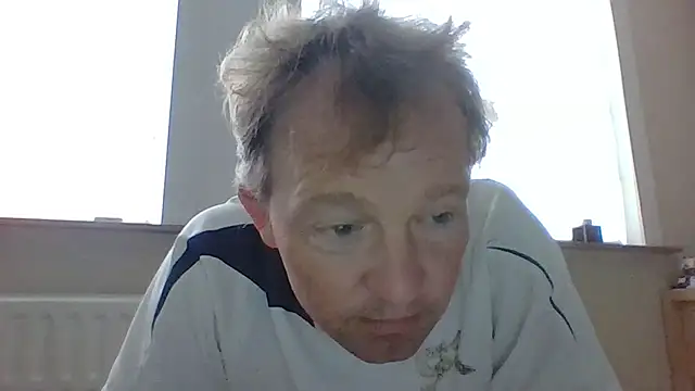 Snapshot of bertolini chatting on 05.03.26 bertolini online show from 05.03.26