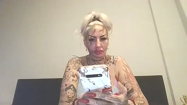 Jeanny Bln online show from 12.16.24