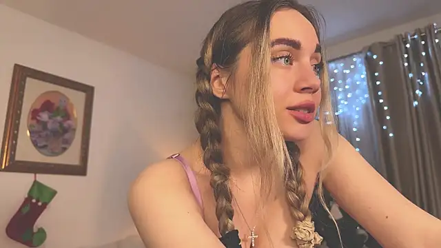 hotexclusive  online show from 01.10.25