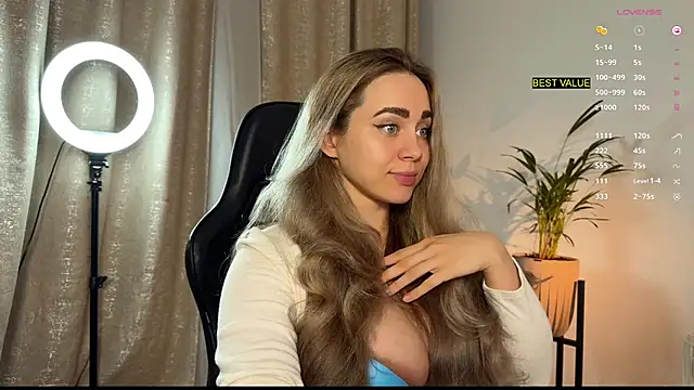 hotexclusive  online show from 10.07.25