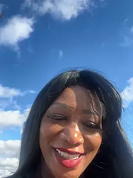 SUUKAM online show from 12.14.24