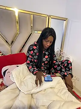 SUUKAM online show from 02.22.25