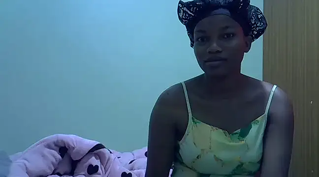 prettychoco1 online show from 12.21.24