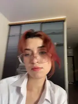 Evangeline Lawrence  online show from 12.01.25