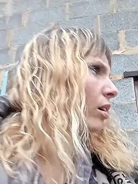 Snapshot of Anita-Smith chatting on 12.11.24 Anita-Smith online show from 12.11.24