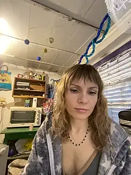 Snapshot of Anita-Smith chatting on 12.30.24 Anita-Smith online show from 12.30.24