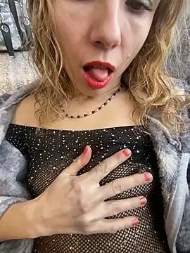 Snapshot of Anita-Smith chatting on 02.12.25 Anita-Smith online show from 02.12.25