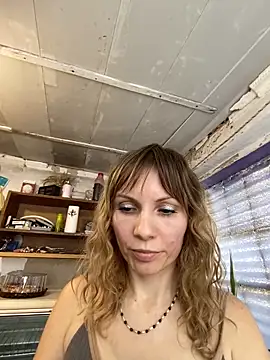 Snapshot of Anita-Smith chatting on 02.13.25 Anita-Smith online show from 02.13.25