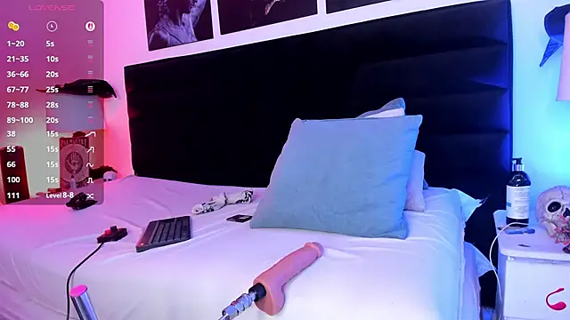 Snapshot of JuanCamiilo_66 chatting on 10.29.25 JuanCamiilo 66 online show from 10.29.25