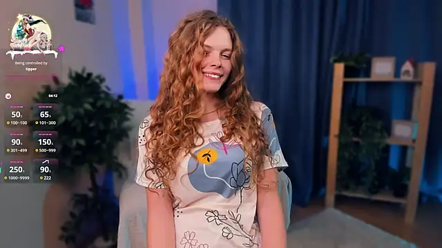 Snapshot of RayaNenlia chatting on 01.05.25 RayaNenlia online show from 01.05.25